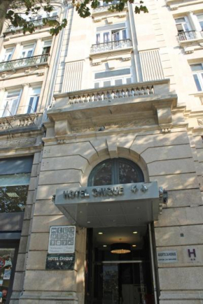Гостиница Hotel Chique  Atiães